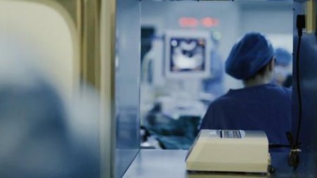 如何选择适合自己的医疗机构进行人工助孕？人工助孕的成功率怎么样？进行人工受孕有哪些事项需要注意？